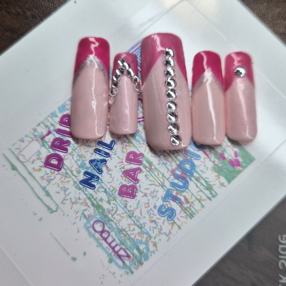 Handmade Pink Ombre Press-On Nails with Rhinestones